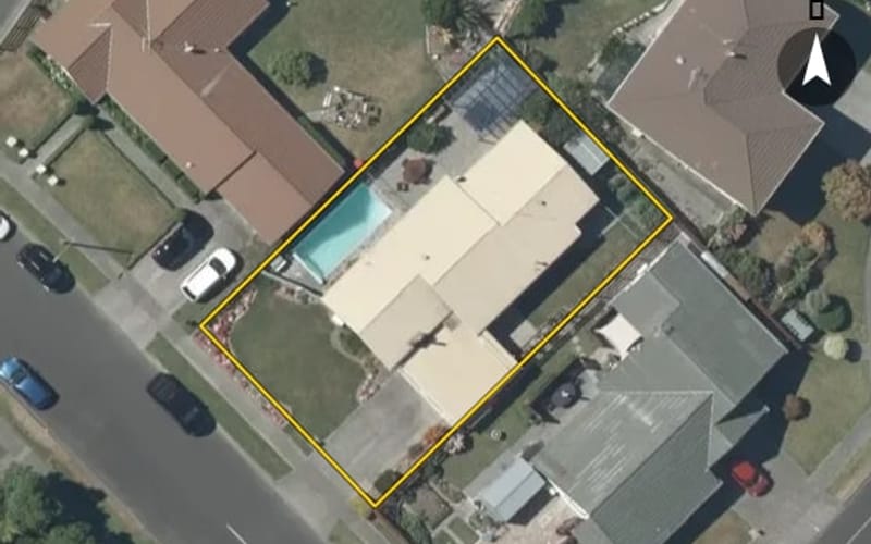35 Townshend Crescent