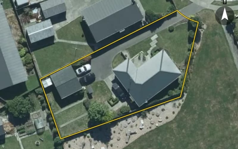 18 Arun Crescent