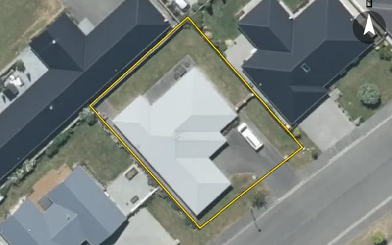 44 Charlesworth Drive