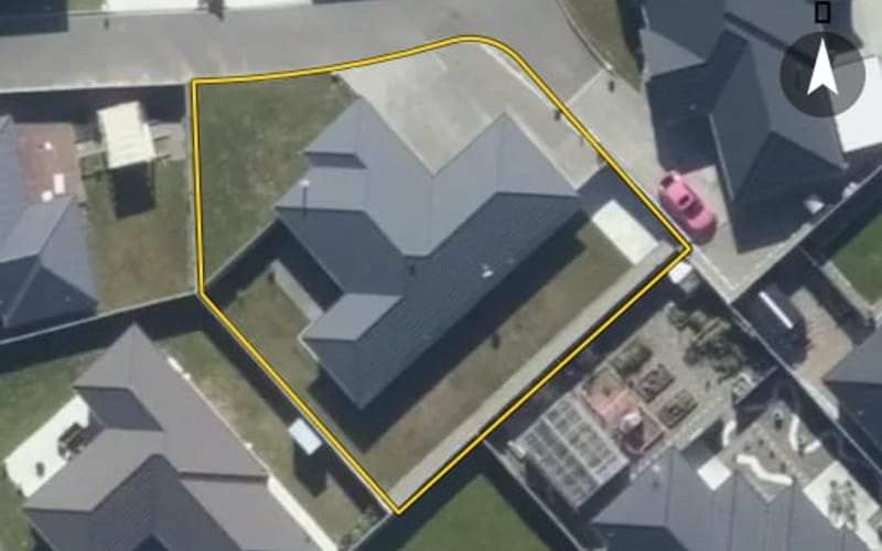 12 Sardinia Grove
