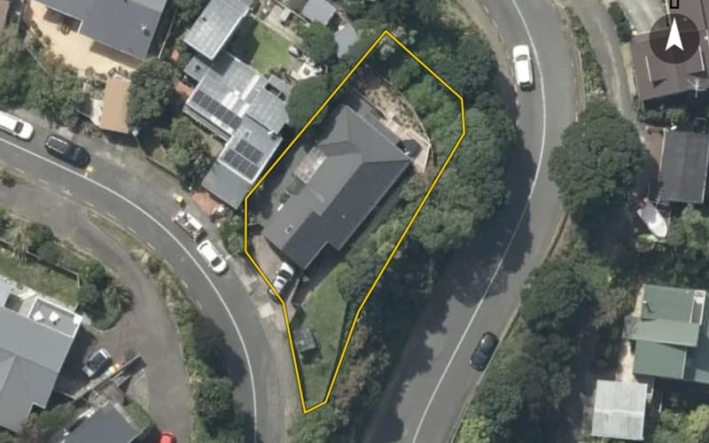 16 Kenef Road