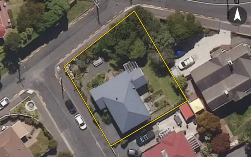 1 Motu Street