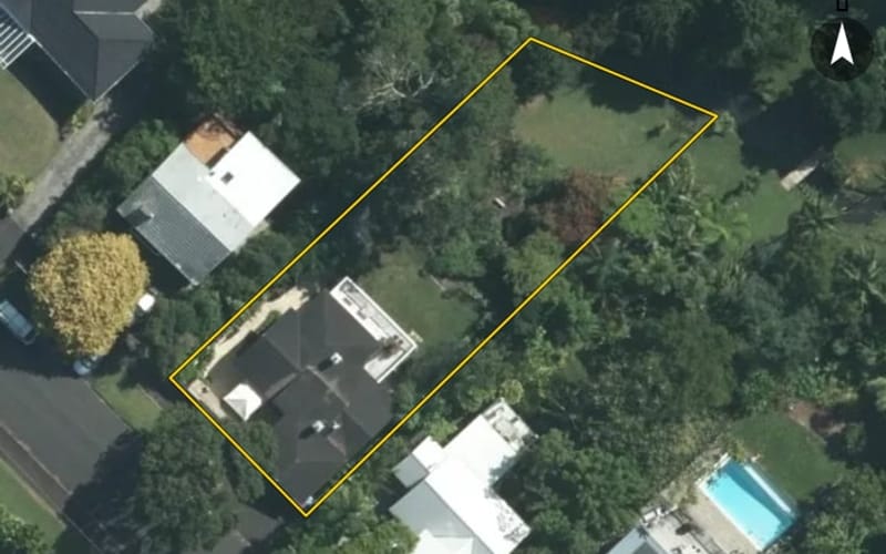 42 Robley Crescent