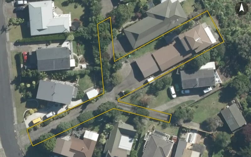20 John Dee Crescent