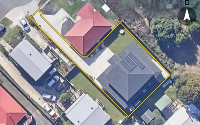 8A Colin Street