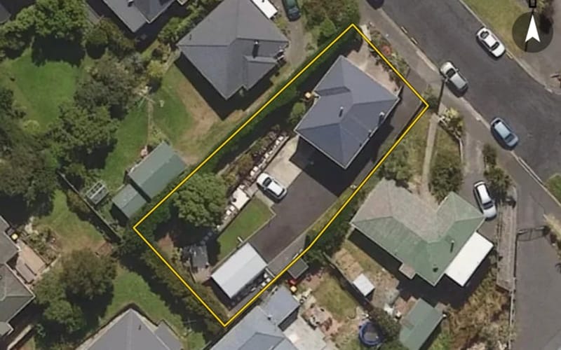 15 Orbell Street