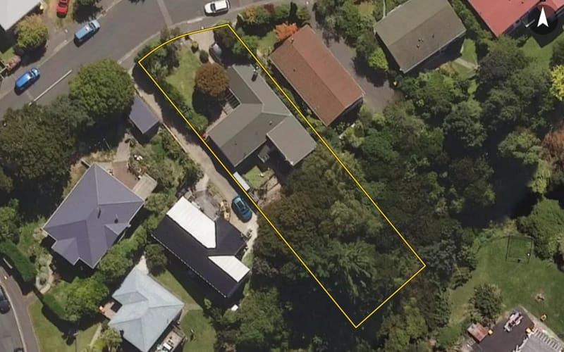 6 Pioneer Crescent