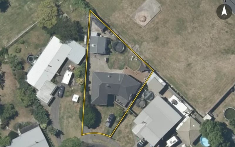 8 Morgan Avenue