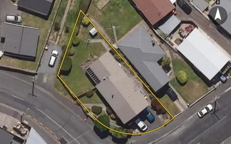 86 Neidpath Road