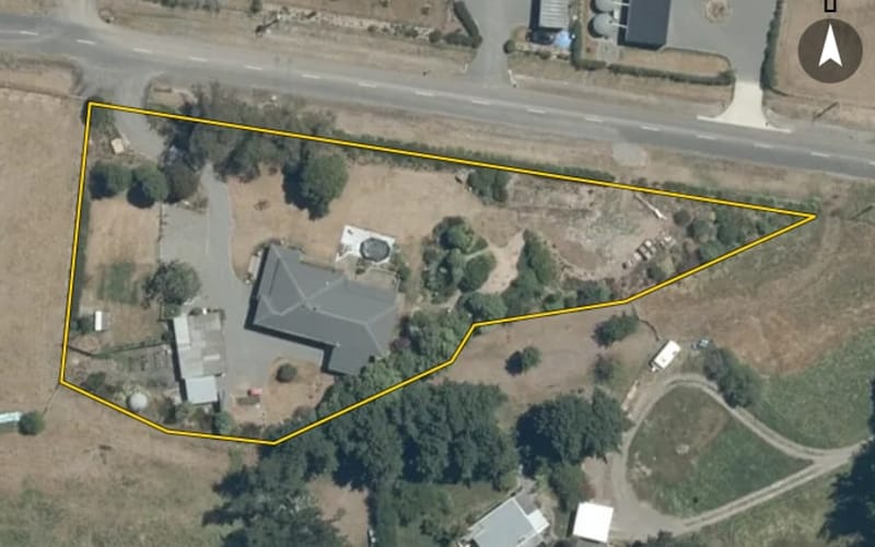 105 Lindsay Road