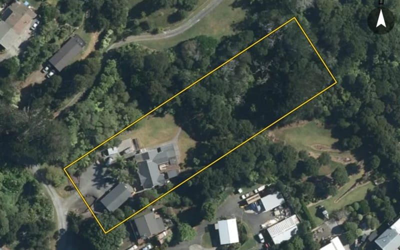 77 Waitakere Road