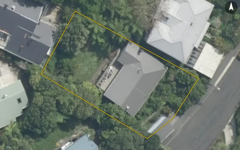 24 Versailles Street