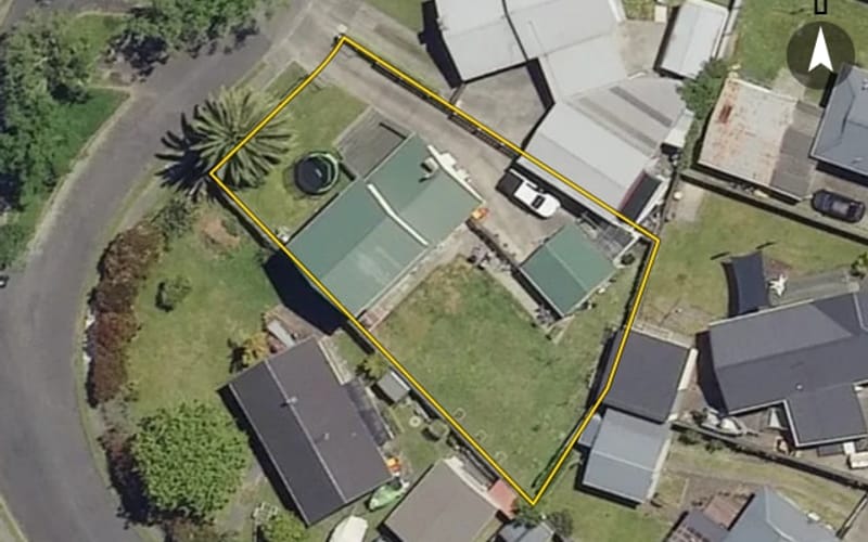 7 Byron Grove