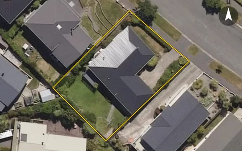 246 Larnach Road