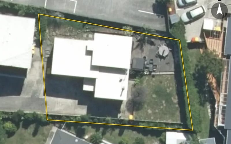 1A Deverell Place