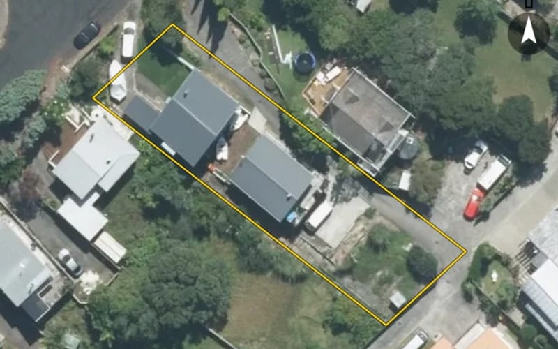 12 Elliston Crescent