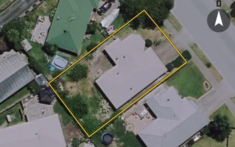 8 Lloyd Drive