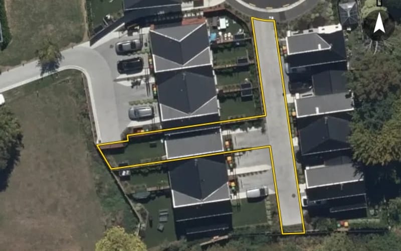 1/9 Matata Place