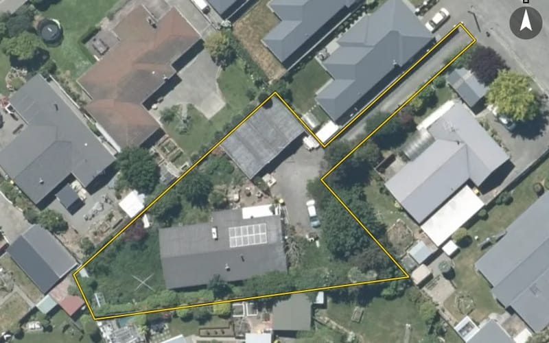 127 Middle Road