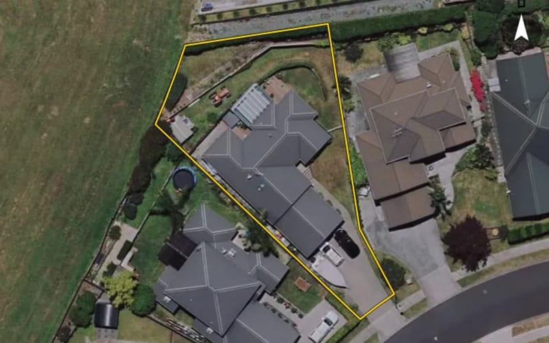 16 Sharaleigh Place