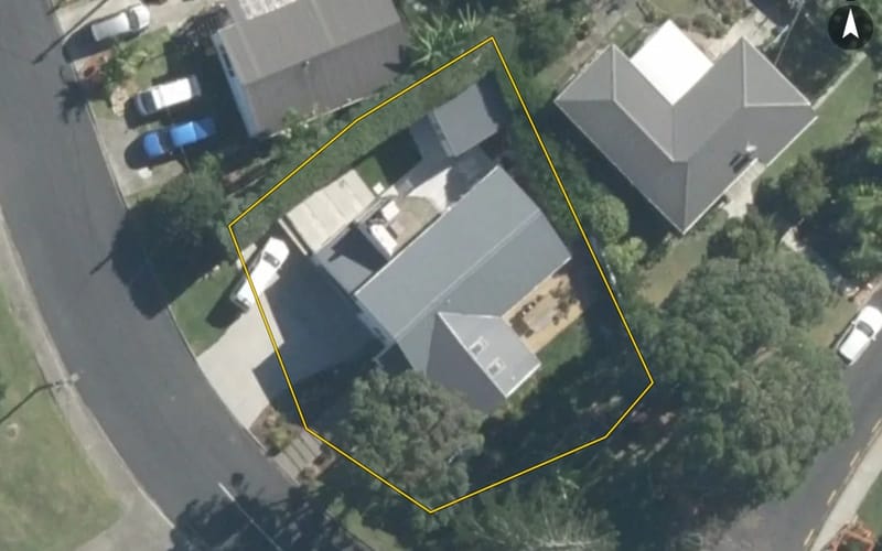 10 Pohutukawa Avenue