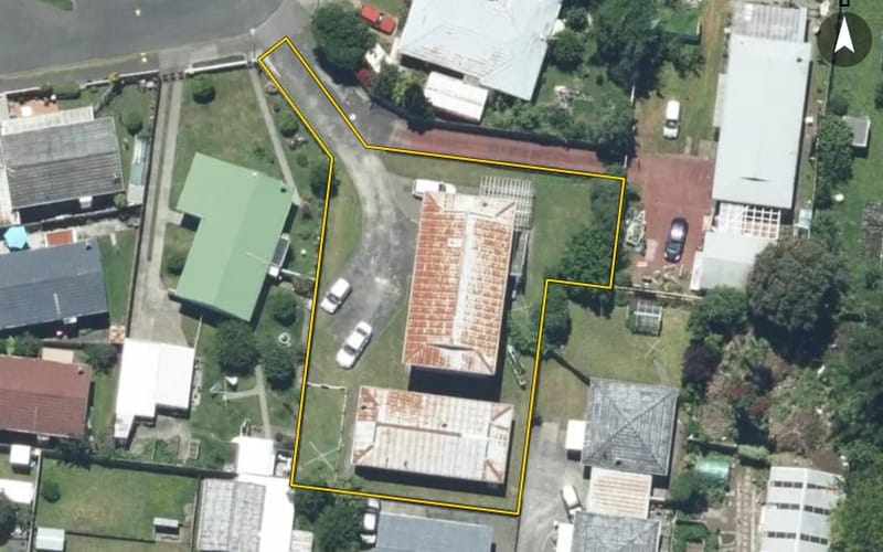 11B Saunders Place