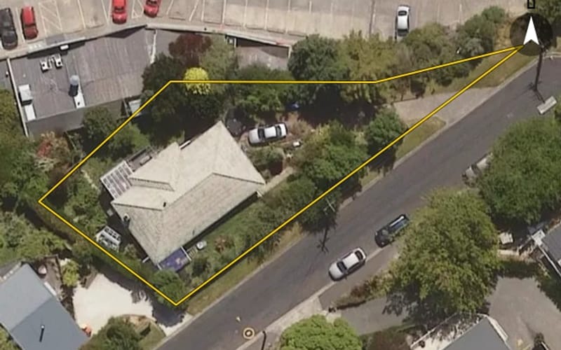10 Oates Street