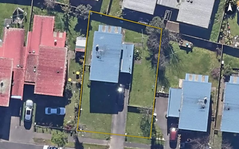 18 Vickers Crescent