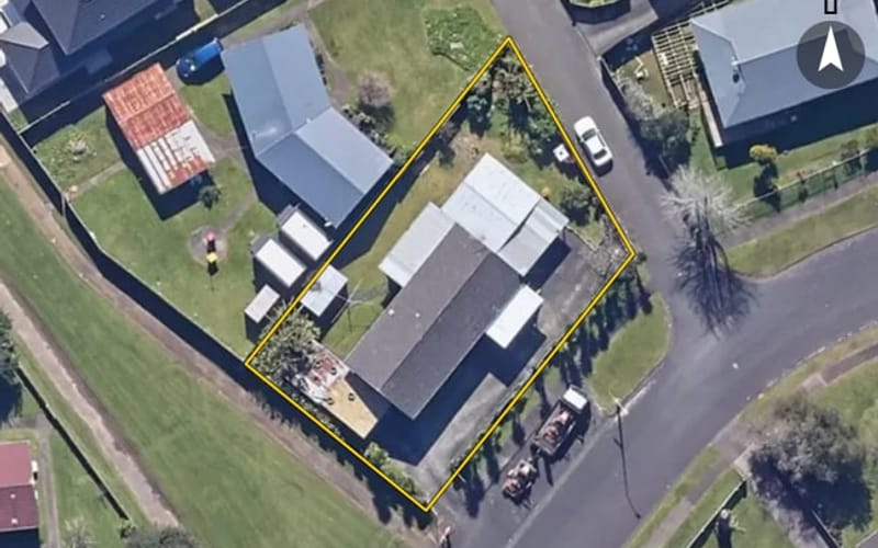 2 Kelburn Lane