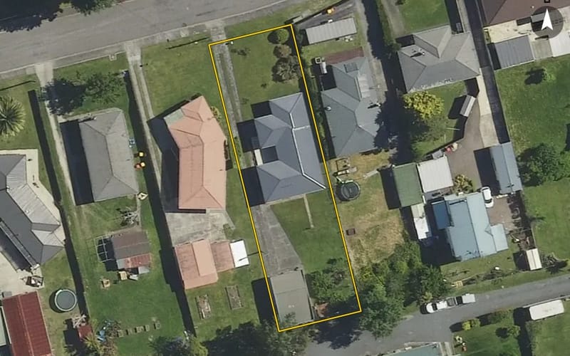 8 La Trobe Place