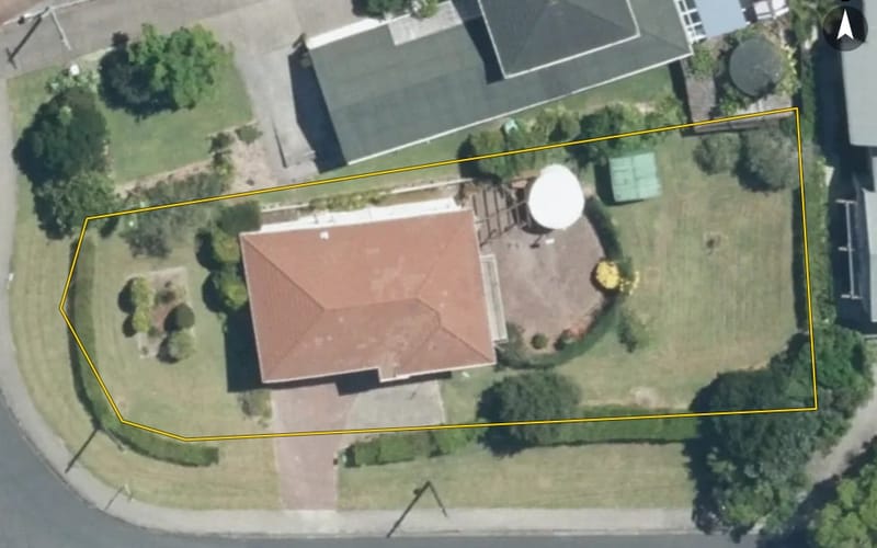 2 Moreton Drive