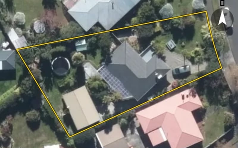 24 Parkland Crescent