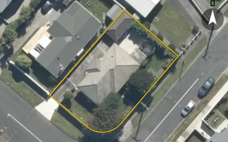 1 Holyoake Crescent