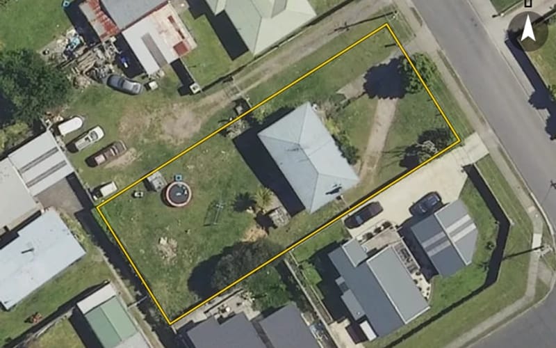 8 Steeles Lane