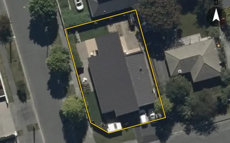24 Garreg Road