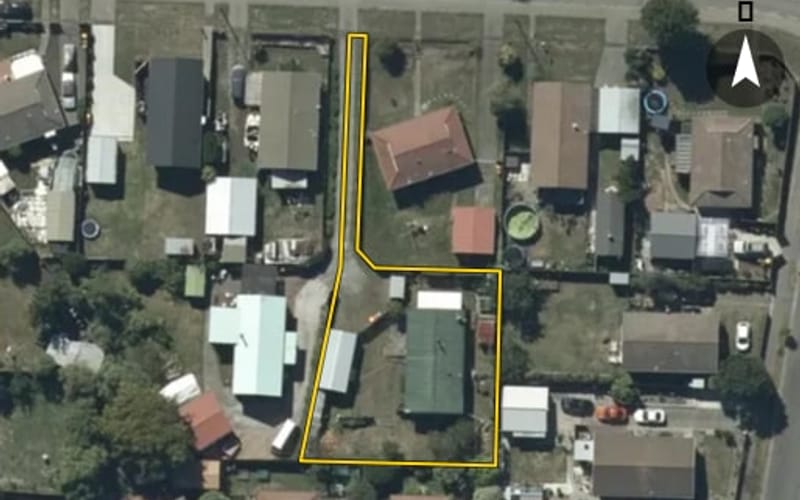 18 Bromley Road