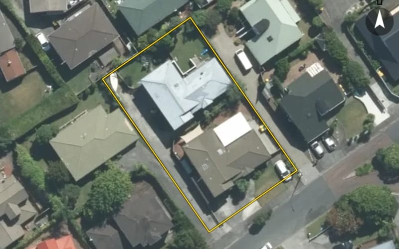 1/6 Stoneleigh Court