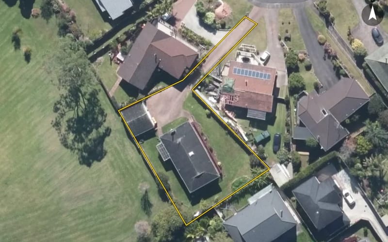 18 Flagstaff Place