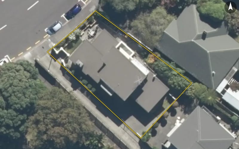 8A Bloomfield Terrace