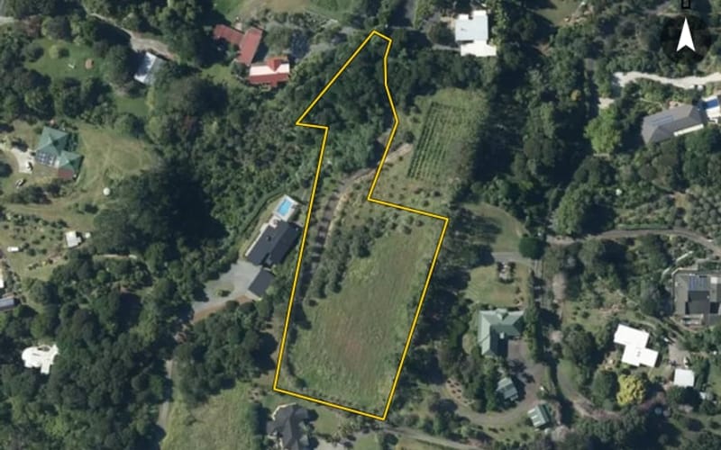 1206 Sandspit Road