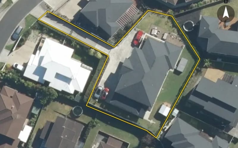 10 Spyglass Street