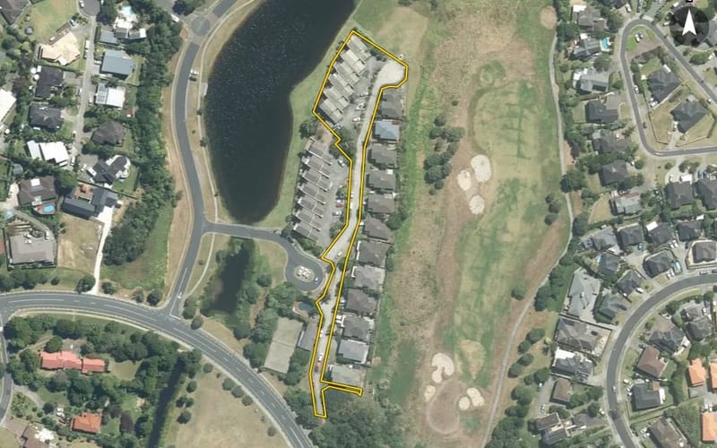 16 Greenway Rise
