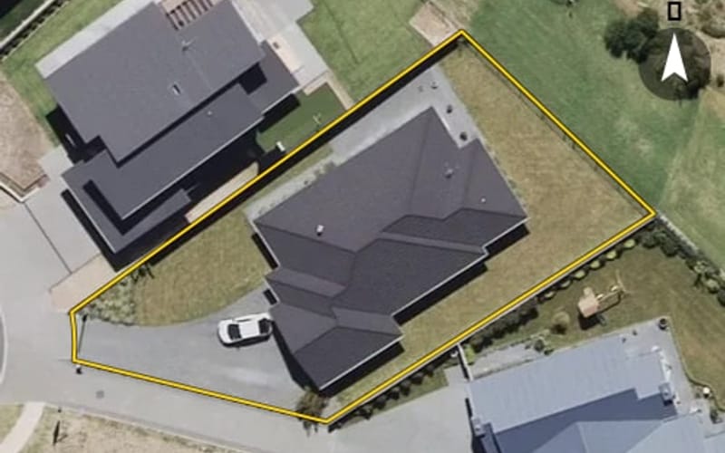 11 Tuhua Close