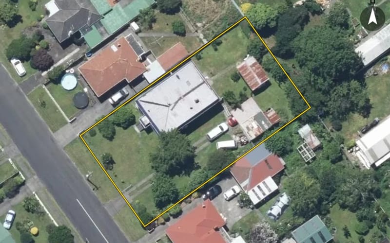 22 Roberts Avenue