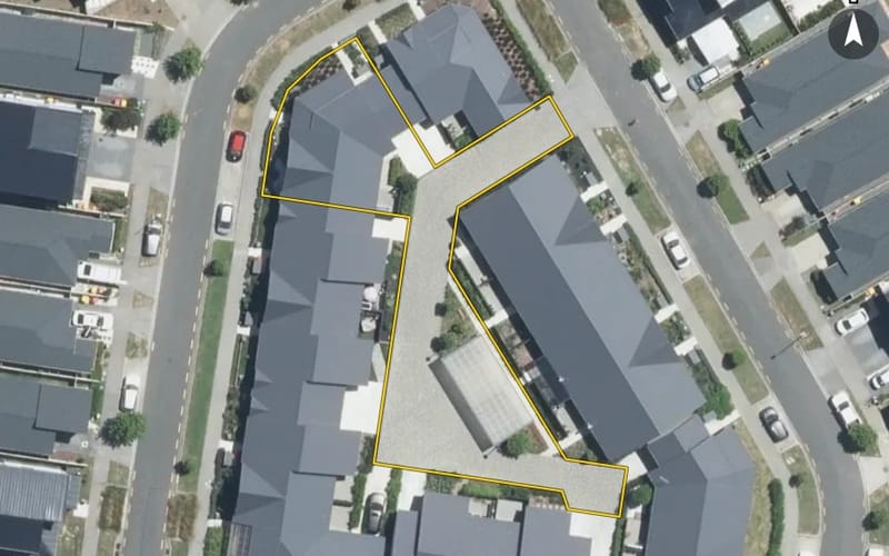 9 Waka Ama Road