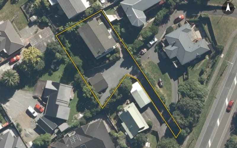 303 Main Road North