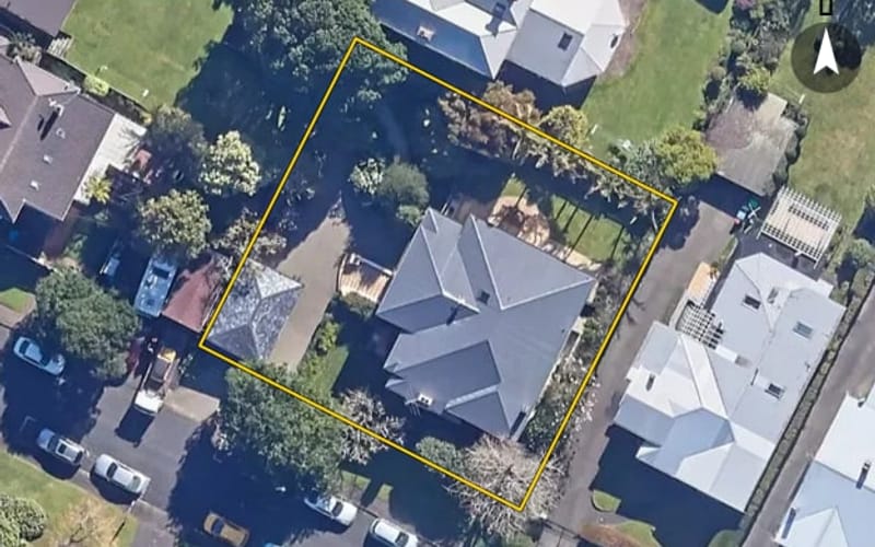 20 Crescent Road