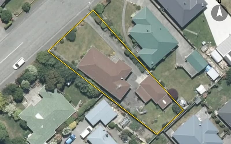 4 Bathurst Street