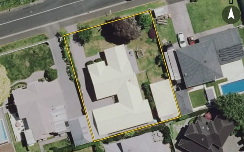 12 Woodstock Road