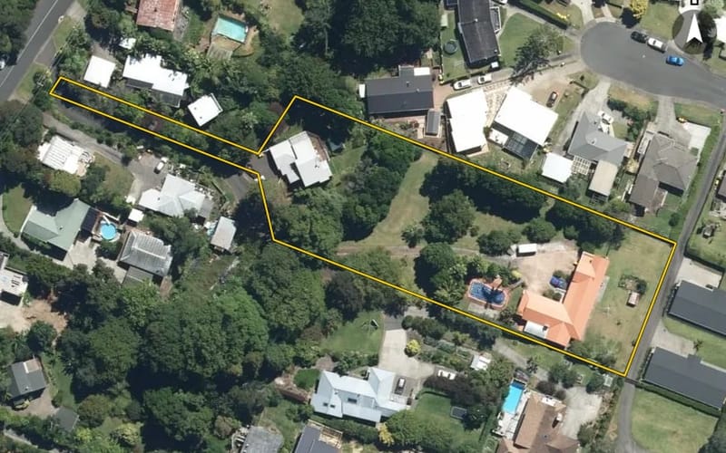 48 West Lynn Road